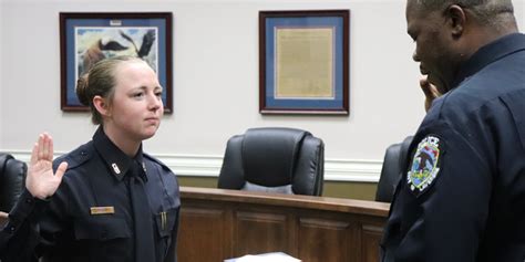 megan hall nude pictures|New punishment comes down on former La Vergne police chief。